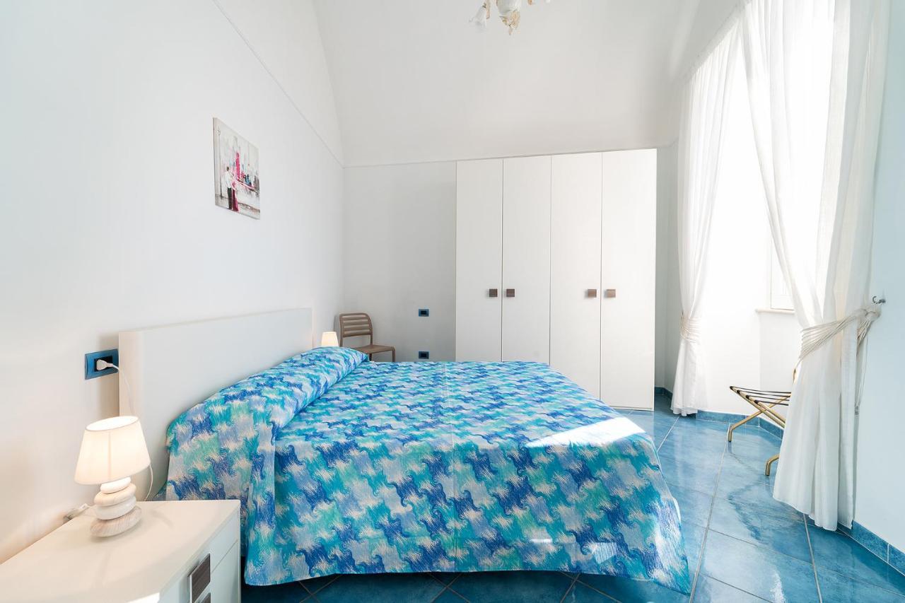 Blurose Amalfi